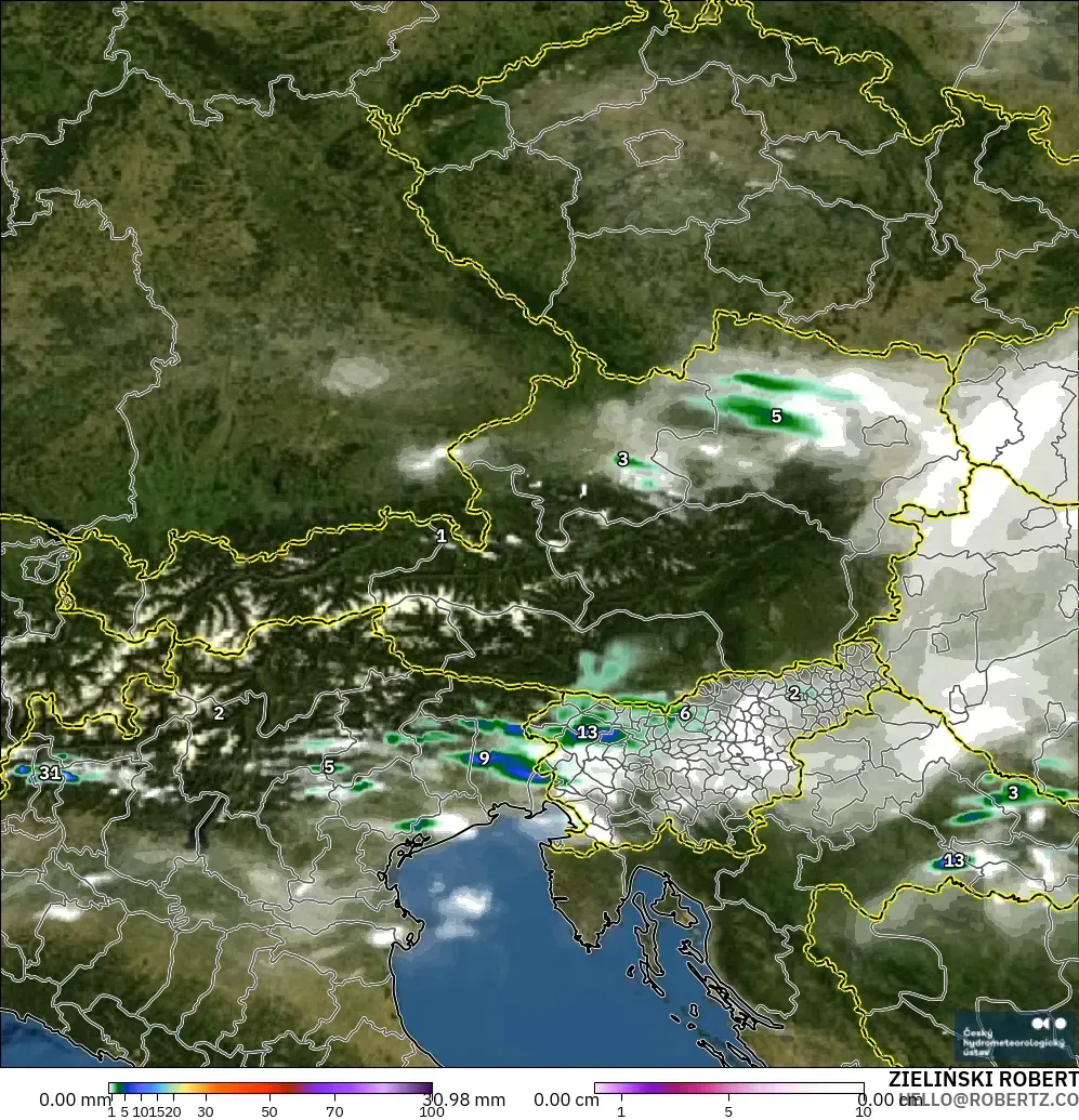 ALADIN CZ 2.3 km modelo - Austria, Precipitación, nubes y presión