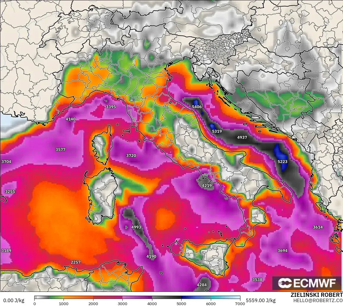 ECMWF IFS 0.25° modelo - Italia, CAPE